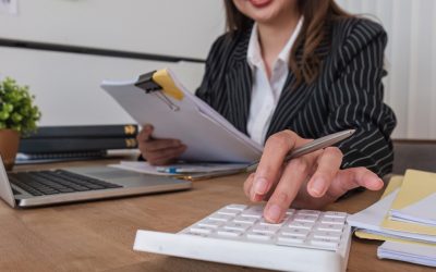 Brecha salarial y digitalización desafían a las contadoras chilenas