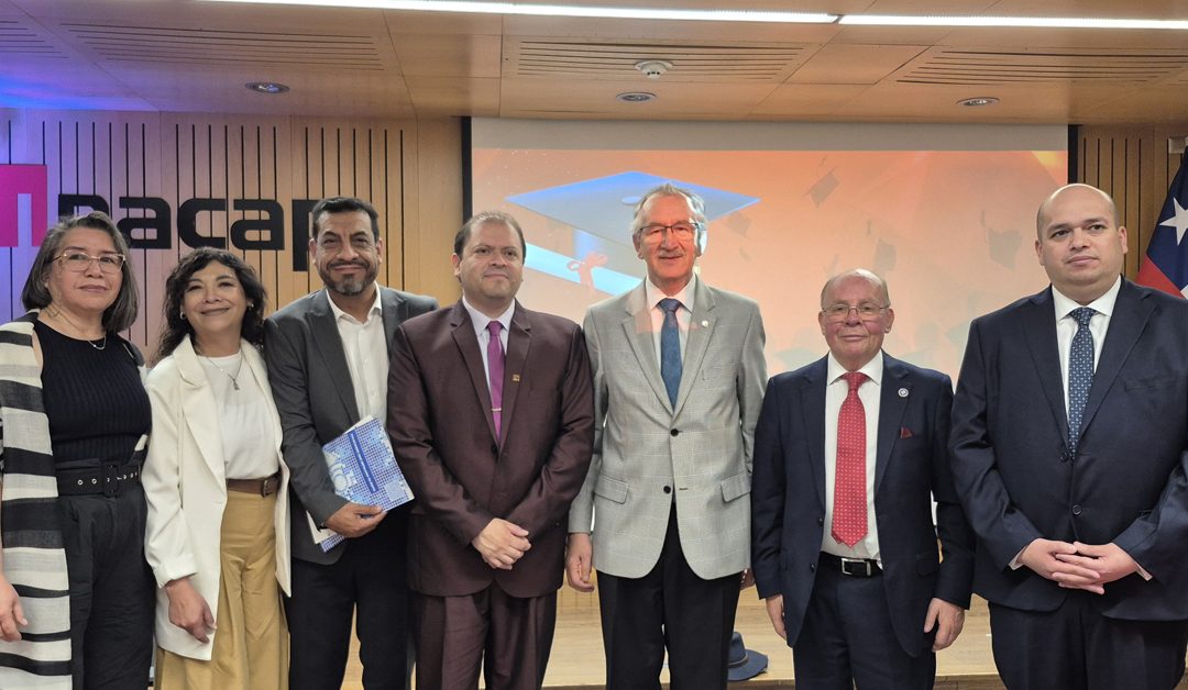 INACAP reconoce excelencia académica con apoyo del Colegio de Contadores e Inputsoft